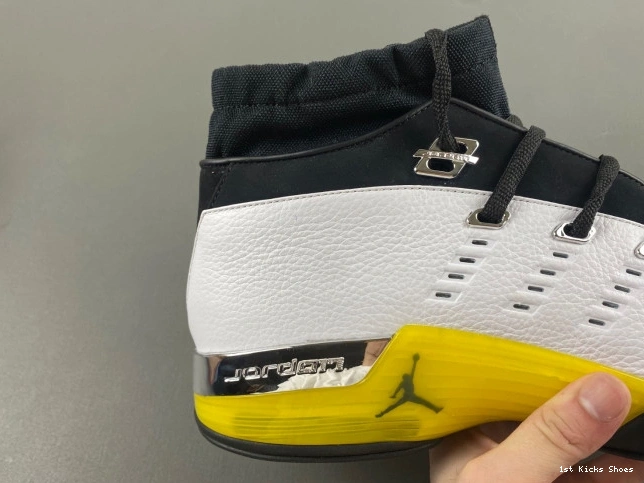 1st Kicks Low 17 Jordan Air Lightning FJ0395-100 0813